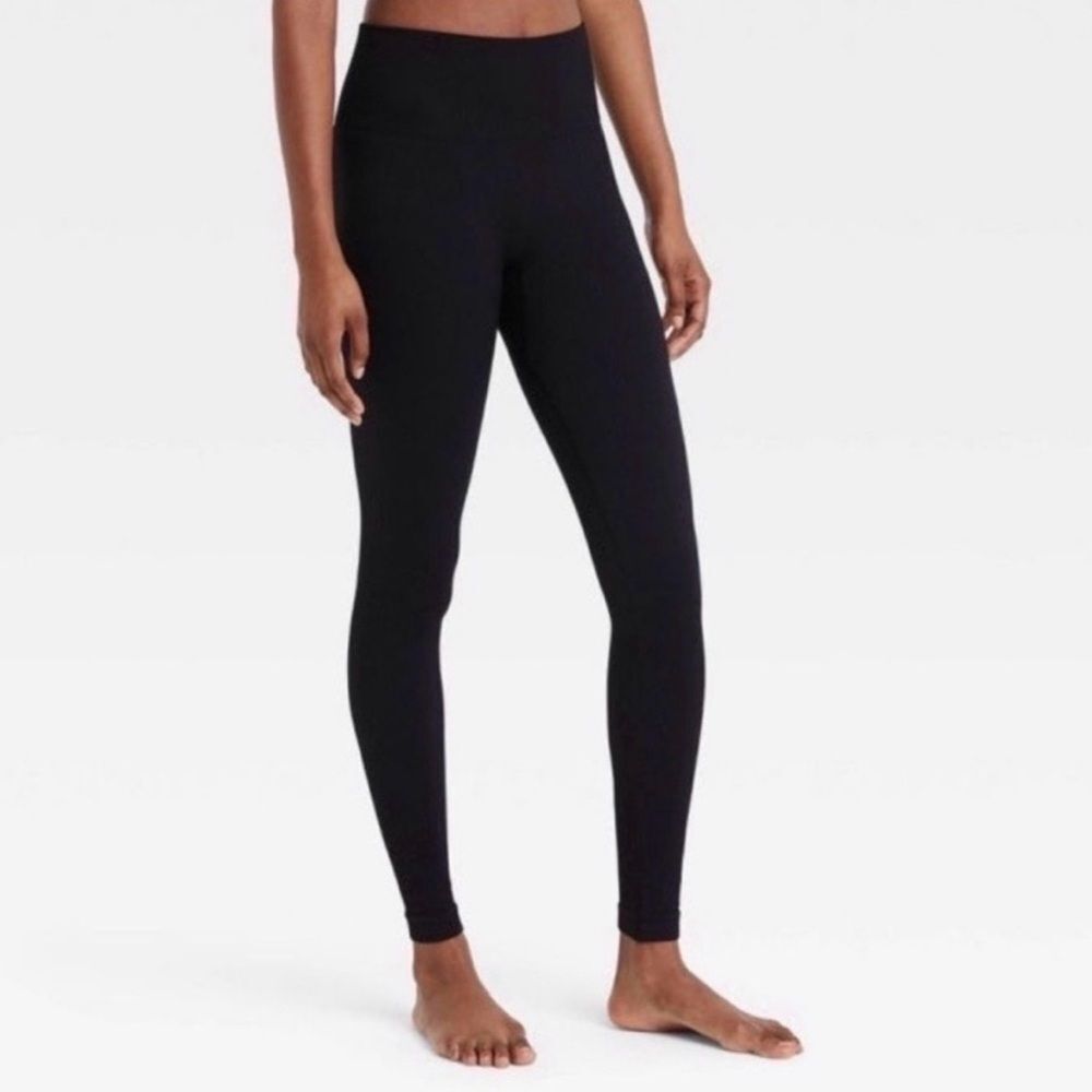 COLSIE | High Waisted Black Lounge Leggings Women’s Size Large
